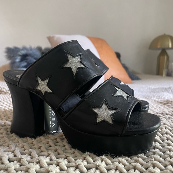 NWOT Black & Silver Strappy Marley Heel TUK - Picture 2 of 4